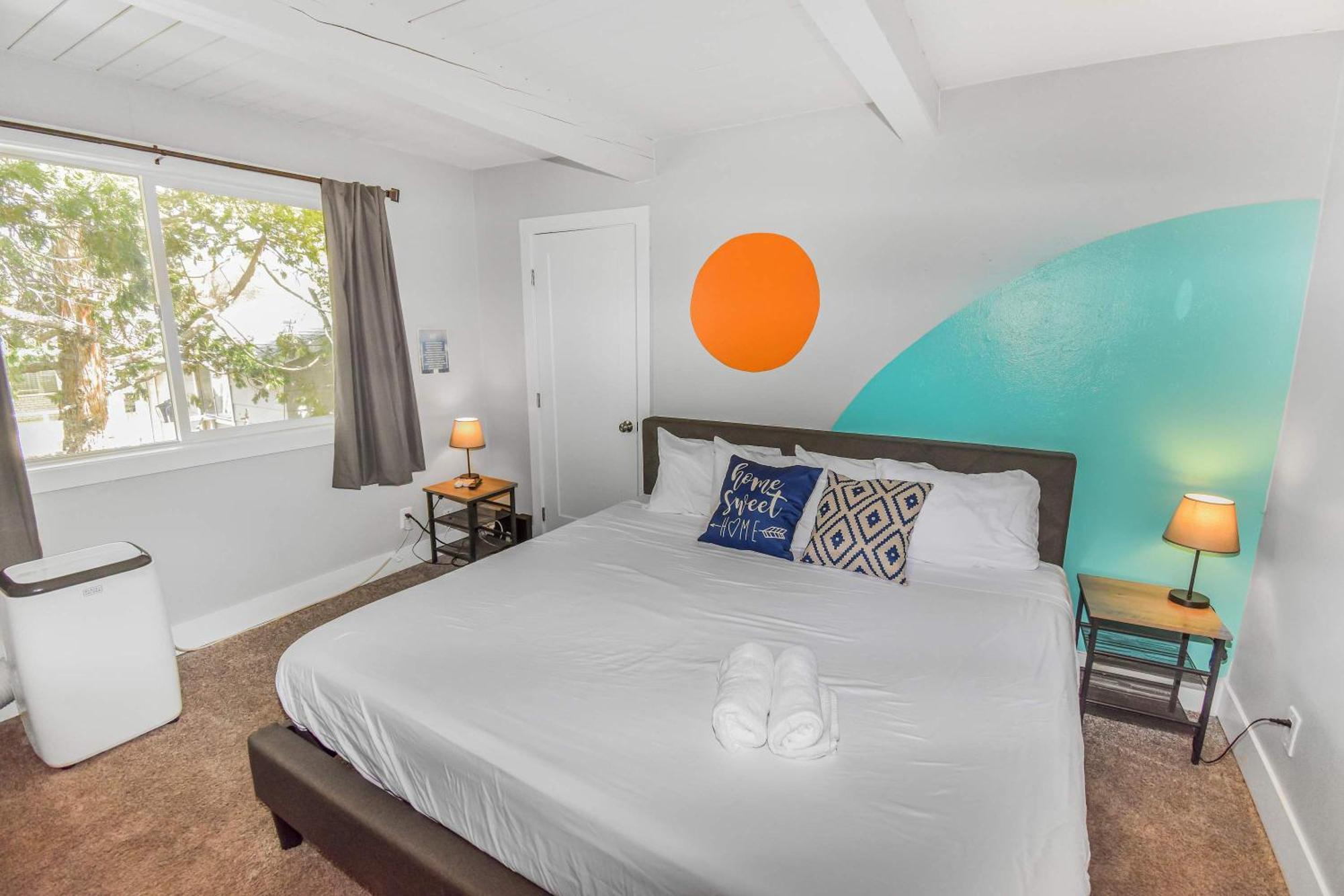 Premier Near Casinos With King Beds & Entertainment * Reno