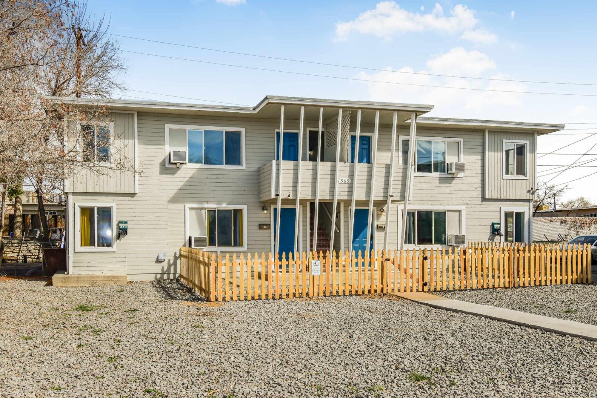 Premier Near Casinos With King Beds & Entertainment Holiday home